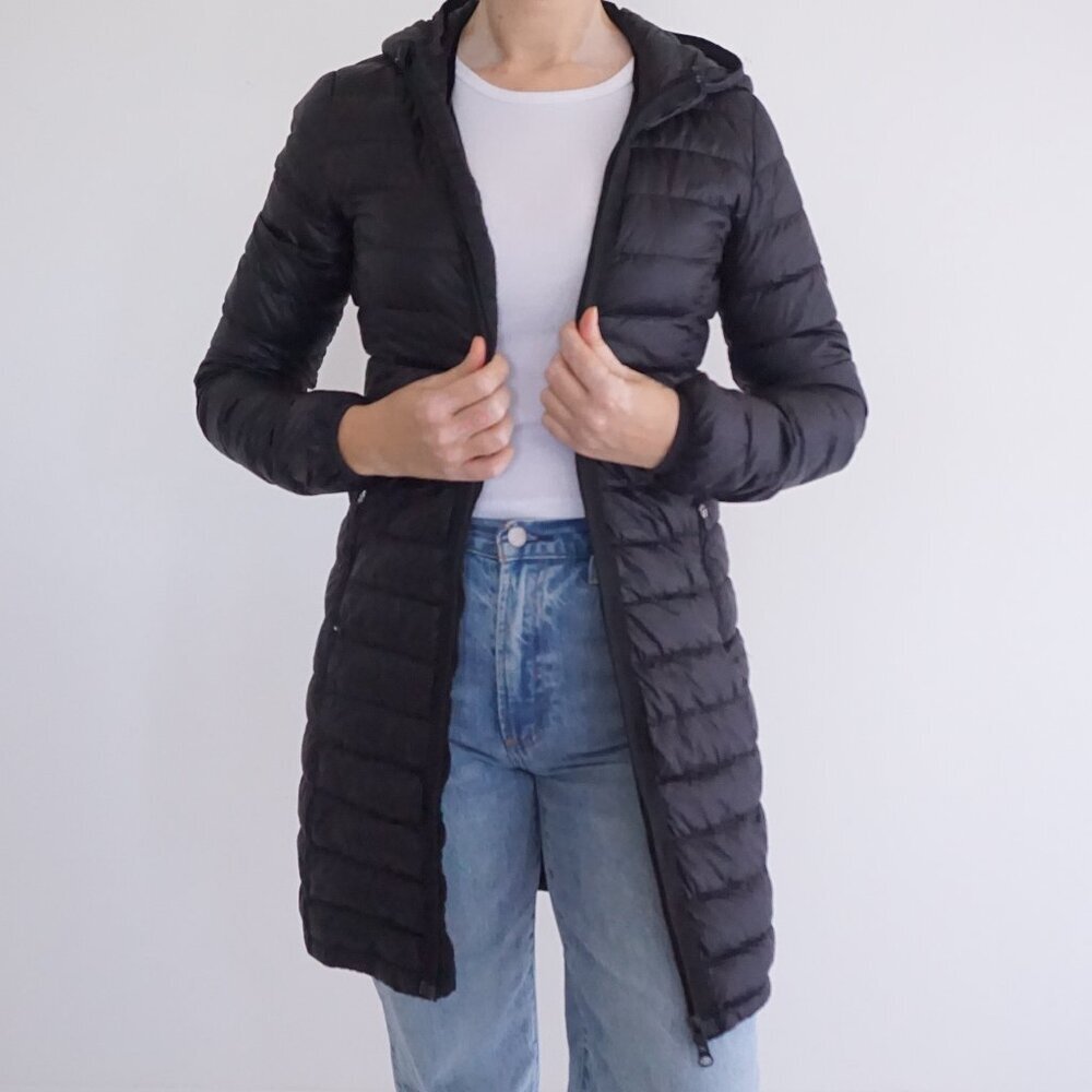 Aritzia Black Puffer Jacket